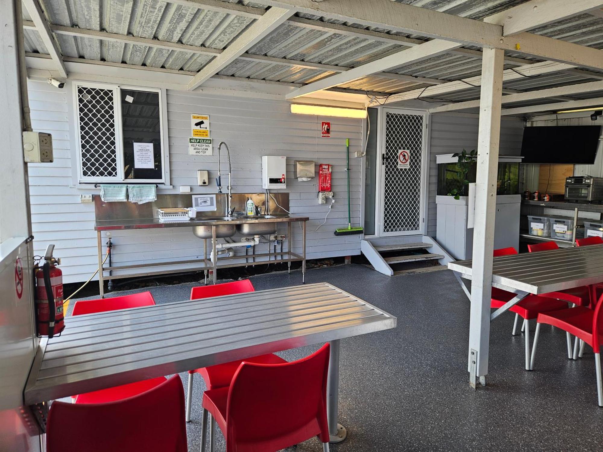 Aaok Riverdale Caravan Park Bundaberg Exterior photo